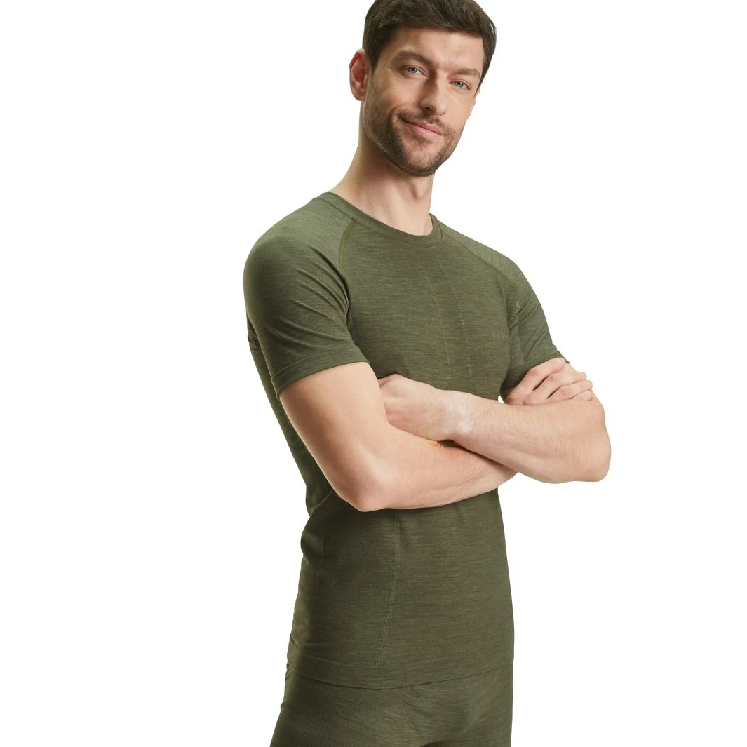 Falke Kurzarmshirt Wool-Tech Light (optimale Passform) Unterwäsche Herbgrün Herren 7 Falke Kurzarmshirt Wool-Tech Light (optimale Passform) Unterwäsche Herbgrün Herren – Bild 5