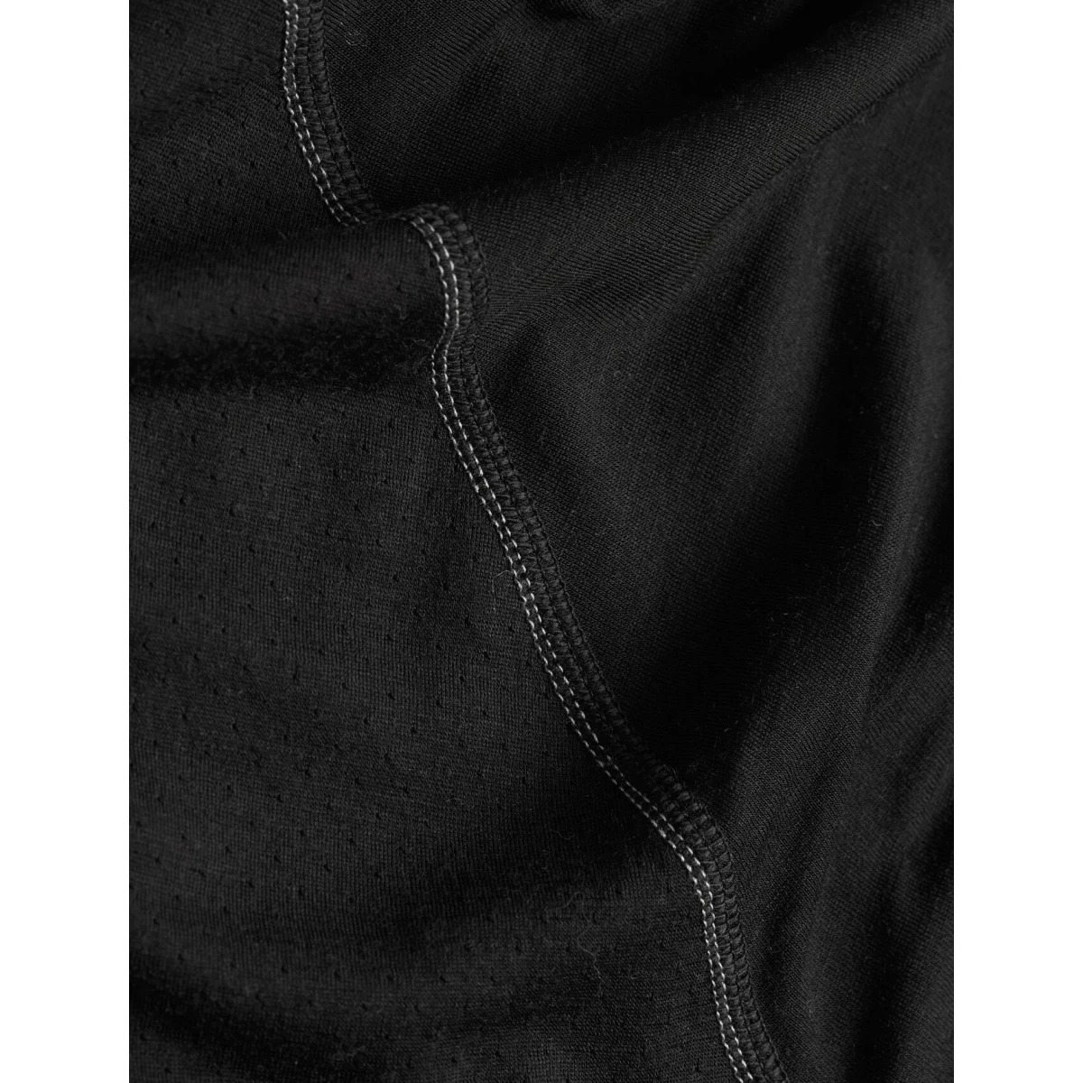 Icebreaker Unterwäsche Tshirt 150 Zone SS Crewe BodyfitZone Enganliegend (Merinowolle) Schwarz Herren 4 Icebreaker Unterwäsche Tshirt 150 Zone SS Crewe BodyfitZone Enganliegend (Merinowolle) Schwarz Herren – Bild 2