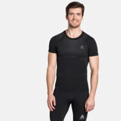 Odlo Funktionsunterwäsche Tshirt Crew Neck Performance Light Base Layer Schwarz Herren -LaufPro Verkäufe Odlo 188152 15000 Performance Light Tshirt 1200x1200 1