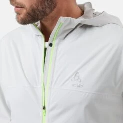 Odlo Funktionsjacke Zeroweight (wasserdicht, Atmungsaktiv, Reflektierende Details) Silbergrau Herren -LaufPro Verkäufe Odlo 313702 10827 Zeroweight Jacke 6 1050x1050 1