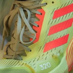 ADIDAS PERFORMANCE Adidas Trail-Laufschuhe Terrex Agravic Flow 2 (atmungsaktiv) Limegrün Herren -LaufPro Verkäufe adidsa H06575 Terrex Agravic Flow 2 Schuh2013 1200x1200 1